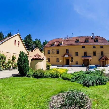 Penzion Dobre Casy Jindřichŭv Hradec Exterior foto